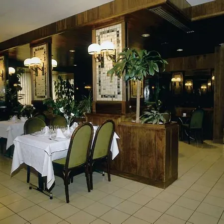 Palace Hotel